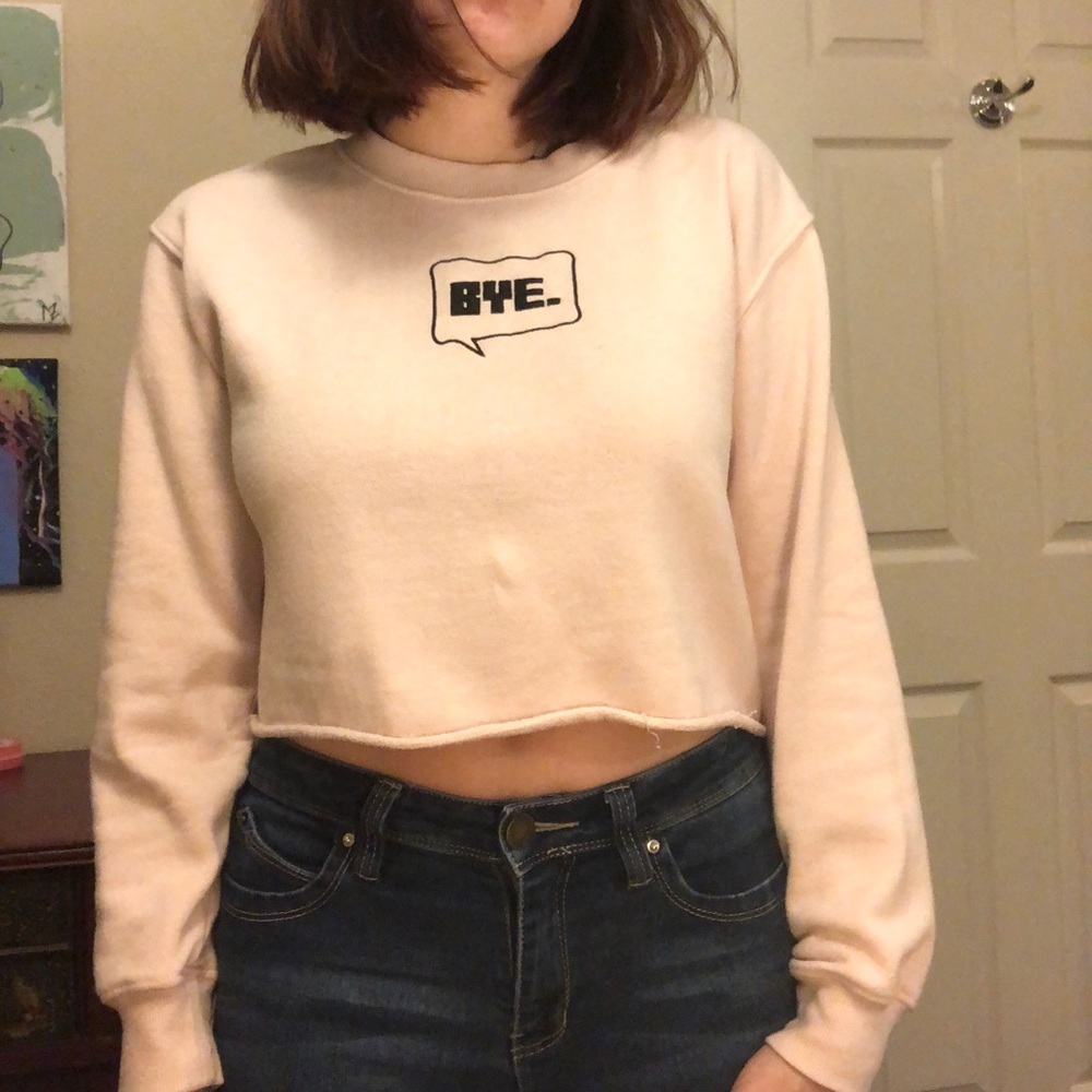 Bye 👋🏻 sweater